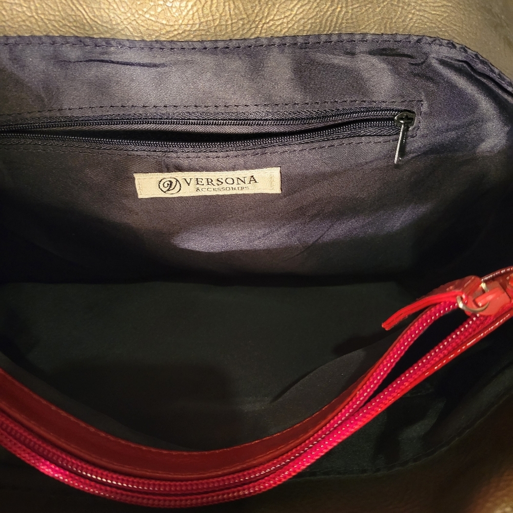 Purses - Picture 4 of 4